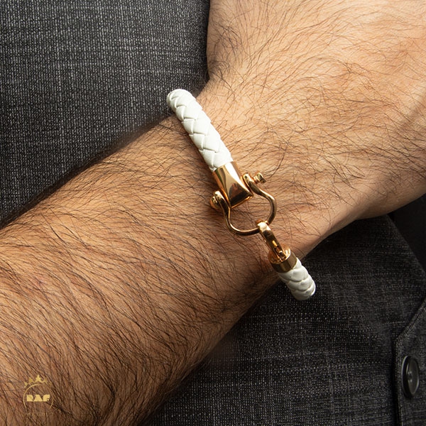 دستبند طلا مردانه چرمی امگا MD115L