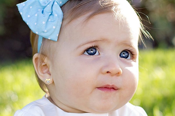 نکات انتخاب گوشواره مناسب نوزاد